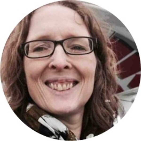 helen straigth.jpg