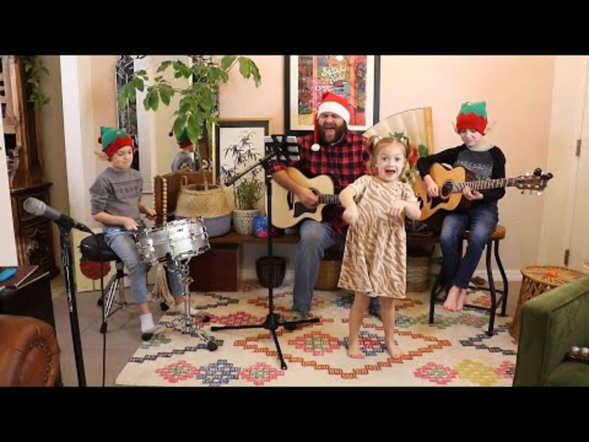 Colt Clark and the Quarantine Kids play "Rockin' Around the Christmas Tree"