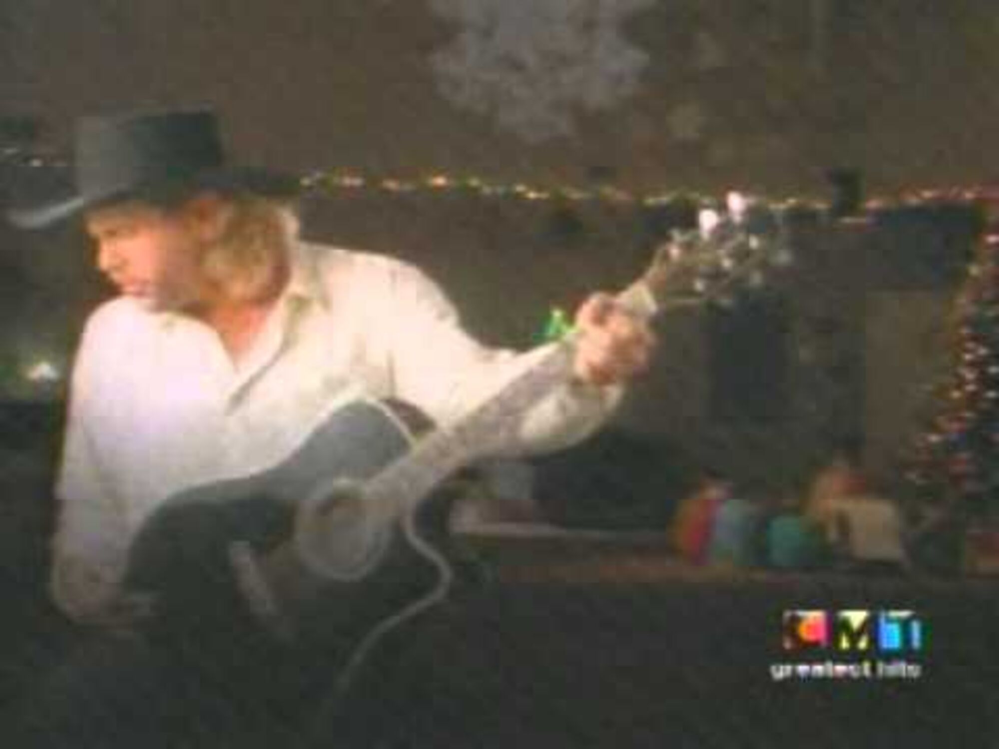 Toby Keith - Santa I'm Right Here