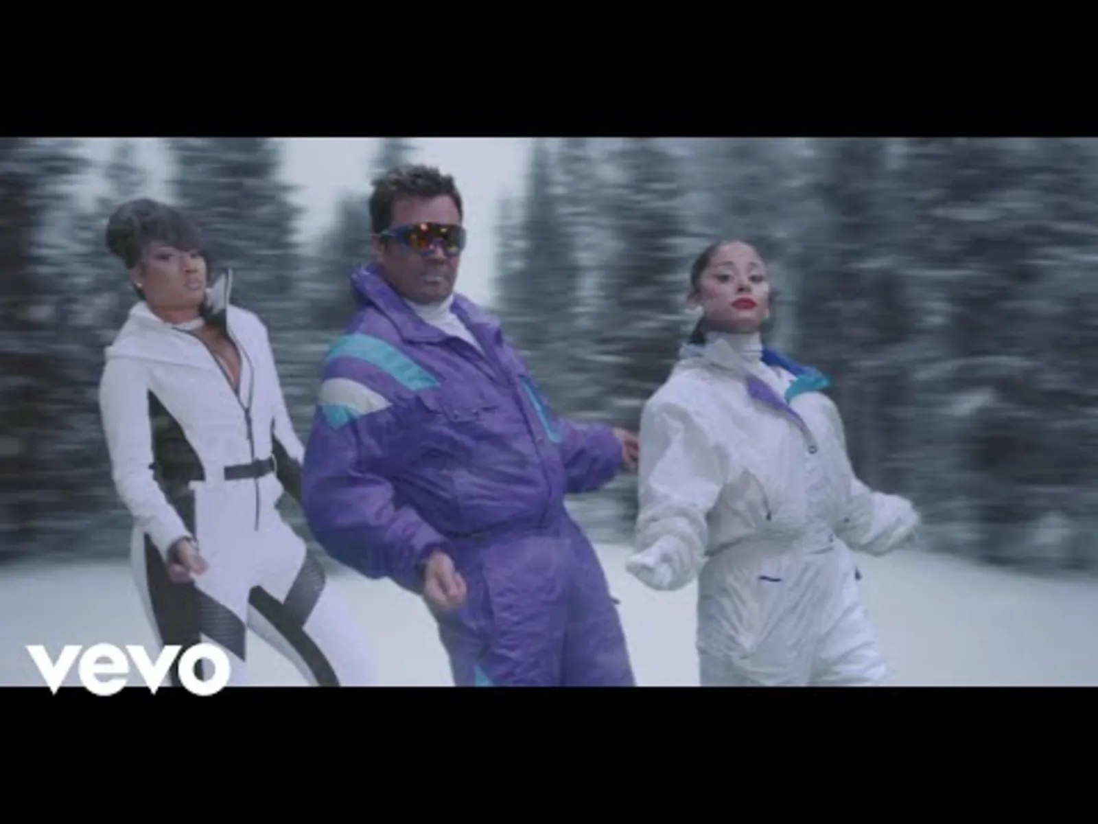Jimmy Fallon ft. Ariana Grande & Megan Thee Stallion - It Was A…(Masked Christmas)